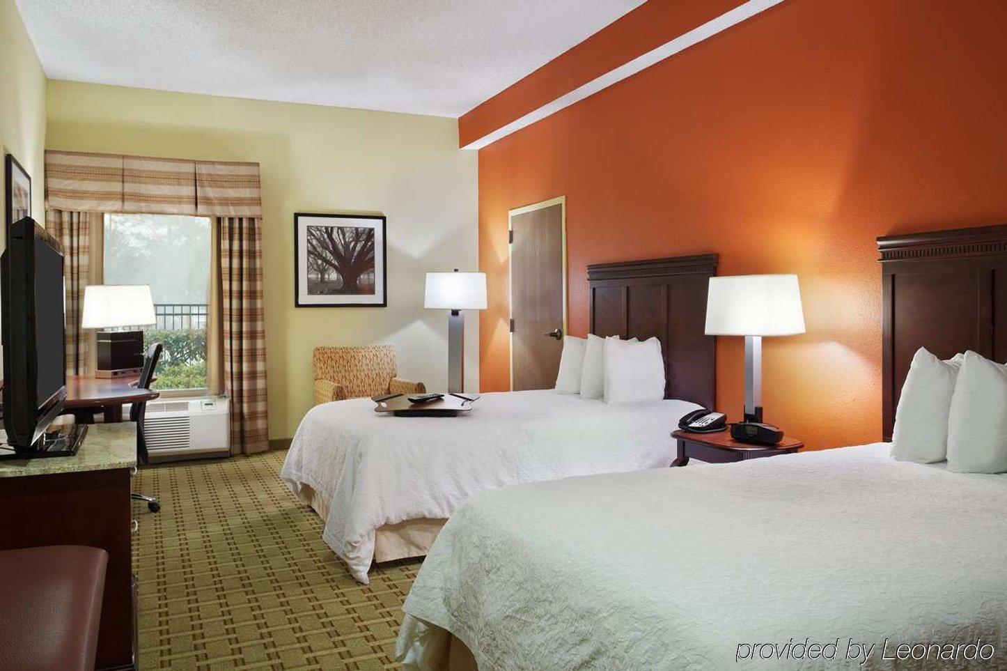 Hampton Inn Houston Near The Galleria Extérieur photo